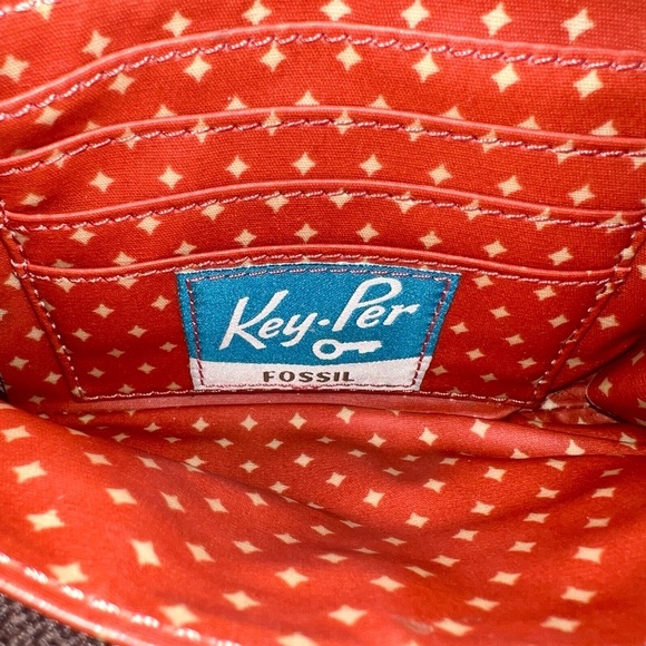 Fossil Key-Per yellow wristlet - Picture 6 of 7